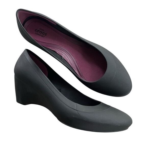 CROCS WOMEN'S LINA WEDGE ROUND TOE SLIP-ON PUMPS SIZE W7 - Picture 1 of 9